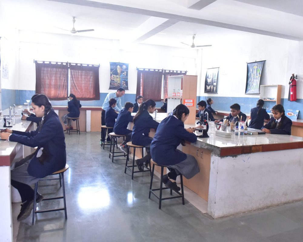best school in amravati
