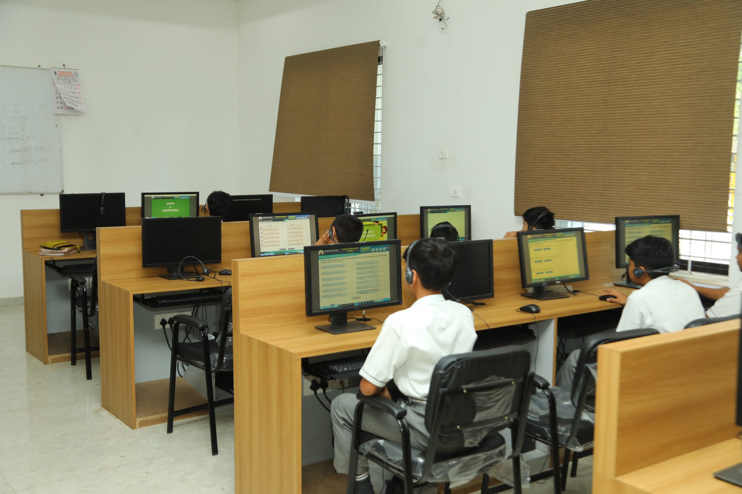 computer lab chandrapur (3)